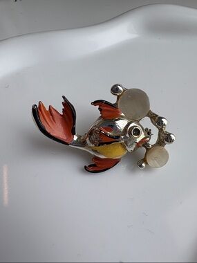 Goldfish Enamel Brooch with Mother of Pearl Bubbles